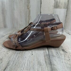 New Women's London Fog Meadow Rose Gold Low Wedge Sandals #51